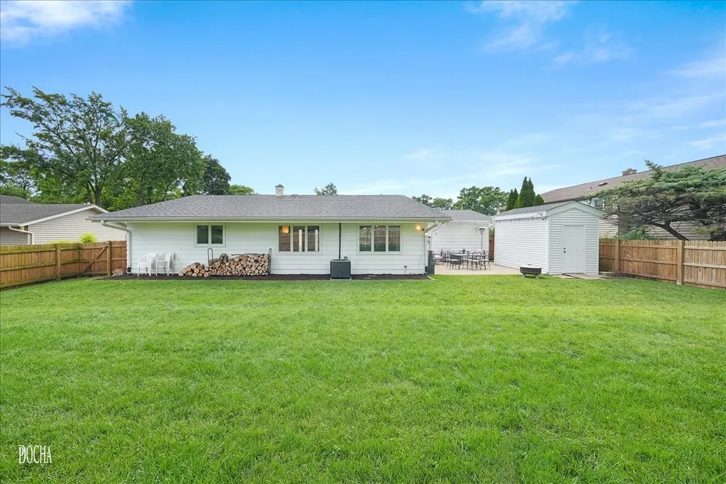 6509 Taylor Drive Woodridge IL 60517