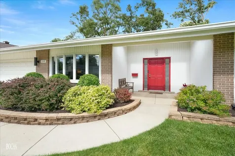 6509 Taylor Drive Woodridge IL 60517