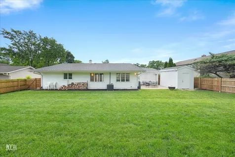 6509 Taylor Drive Woodridge IL 60517
