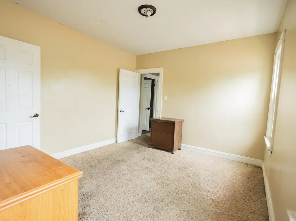 10224 South Princeton Avenue Chicago IL 60628