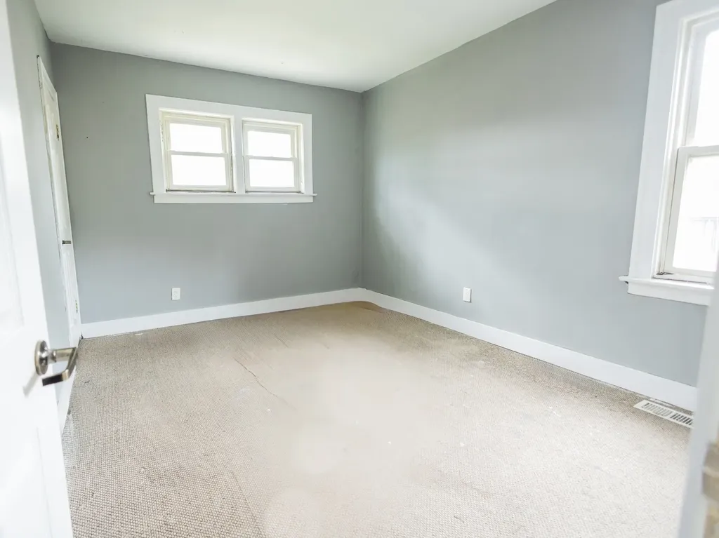 10224 South Princeton Avenue Chicago IL 60628