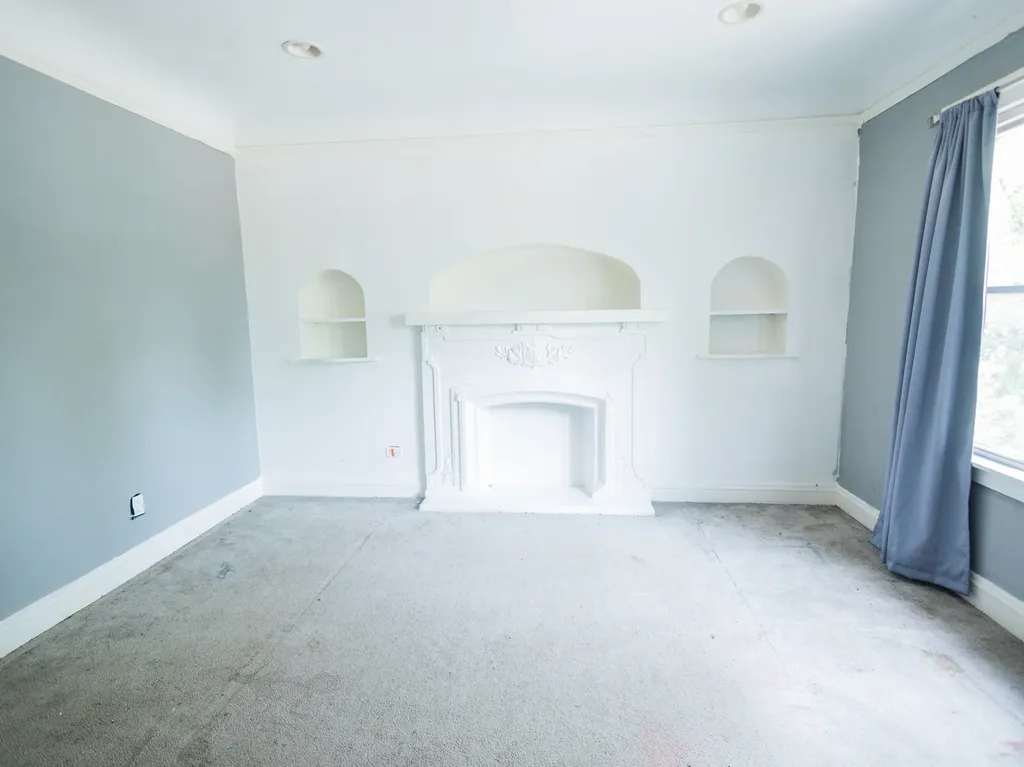 10224 South Princeton Avenue Chicago IL 60628