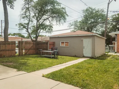 10224 South Princeton Avenue Chicago IL 60628