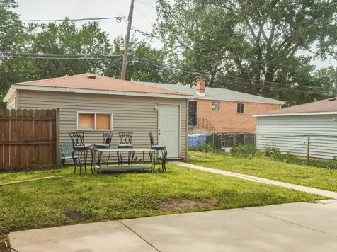 10224 South Princeton Avenue Chicago IL 60628