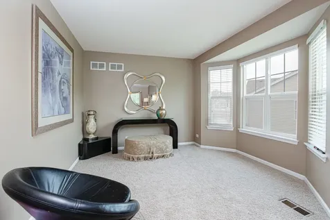 385 Post Oak Circle West Chicago IL 60185