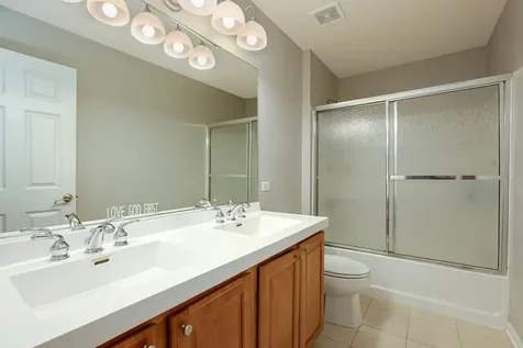 385 Post Oak Circle West Chicago IL 60185