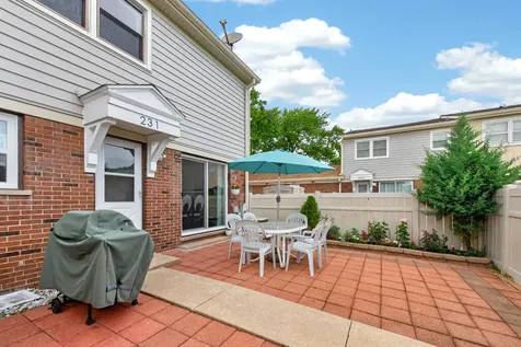 231 Lafayette Street Wood Dale IL 60191