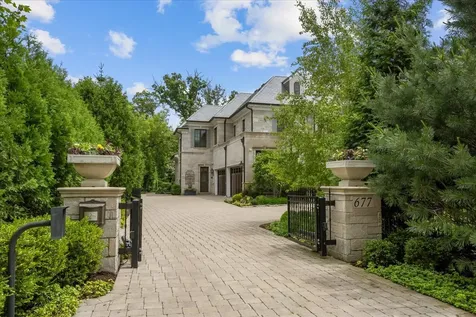 677 Sheridan Road Glencoe IL 60022