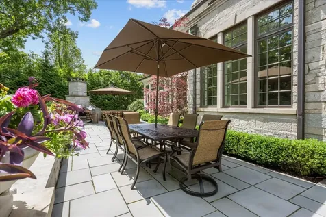 677 Sheridan Road Glencoe IL 60022