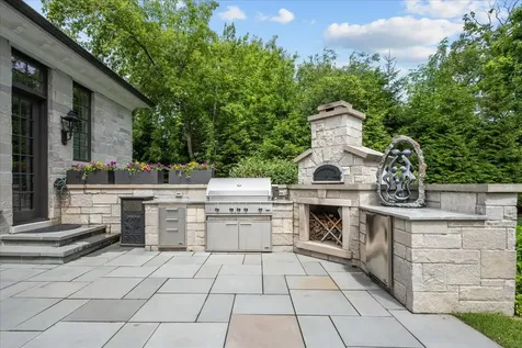 677 Sheridan Road Glencoe IL 60022
