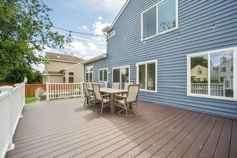 824 Tallgrass Drive Bartlett IL 60103