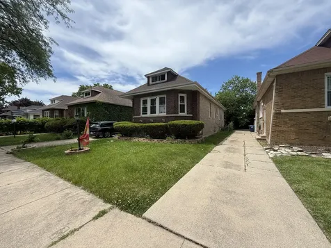 1428 South 13th Avenue Maywood IL 60153