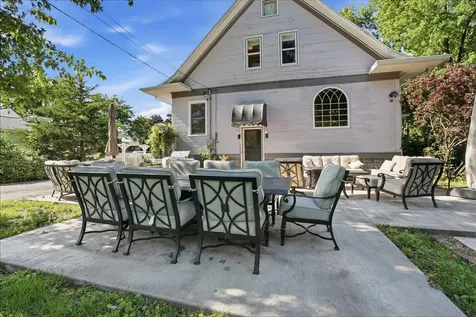 305 West Elm Street Fairbury IL 61739