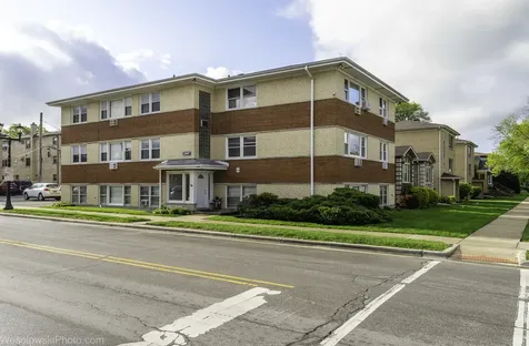 7347 West Diversey Avenue Elmwood Park IL 60707