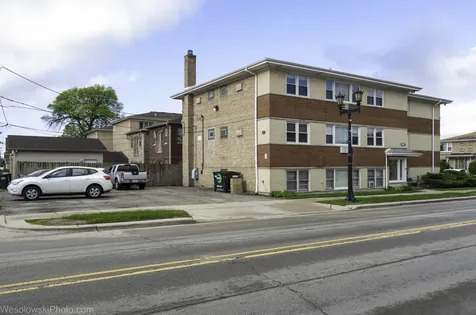 7347 West Diversey Avenue Elmwood Park IL 60707