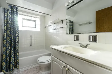 7347 West Diversey Avenue Elmwood Park IL 60707