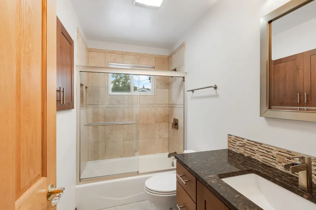 427 East Atwater Avenue Elmhurst IL 60126