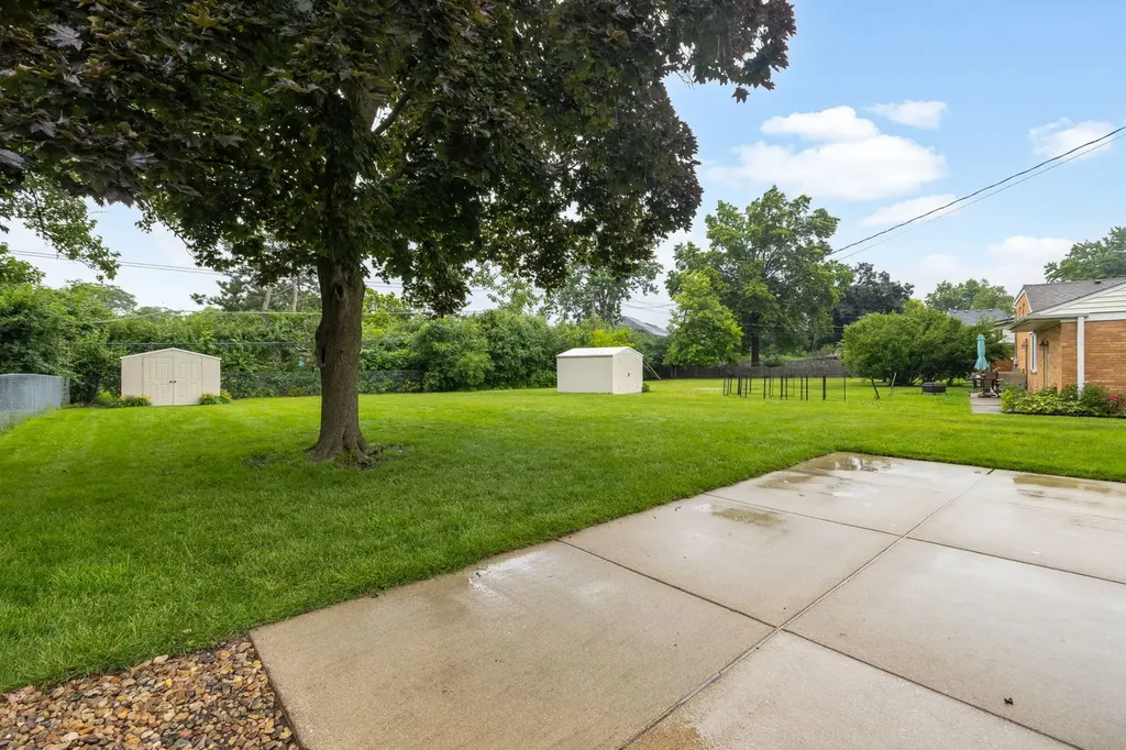 427 East Atwater Avenue Elmhurst IL 60126