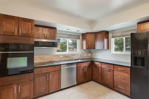 427 East Atwater Avenue Elmhurst IL 60126