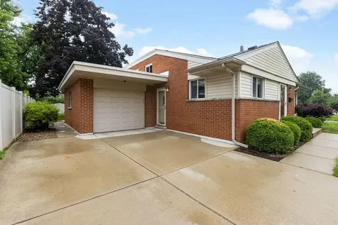 427 East Atwater Avenue Elmhurst IL 60126