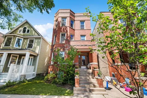 3830 North Leavitt Street Chicago IL 60618