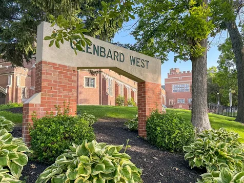 570 Crescent Boulevard Glen Ellyn IL 60137