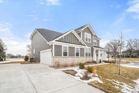 3667 Peregrine Way Elgin IL 60124