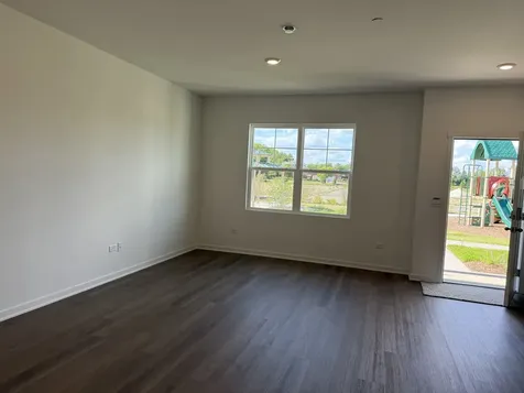 2132 Bodega Road Oswego IL 60543