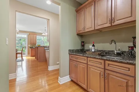 312 Camargo Court Vernon Hills IL 60061
