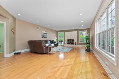 312 Camargo Court Vernon Hills IL 60061