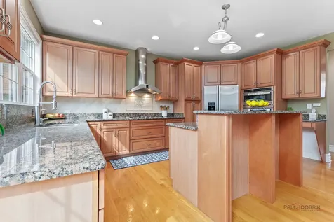 312 Camargo Court Vernon Hills IL 60061