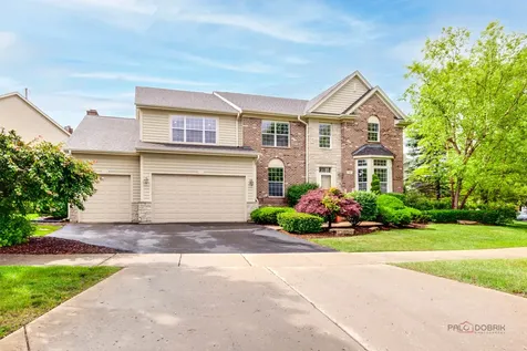 312 Camargo Court Vernon Hills IL 60061
