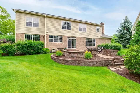 312 Camargo Court Vernon Hills IL 60061