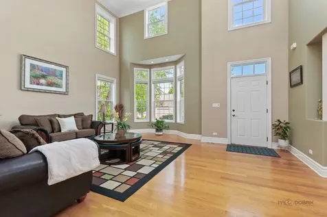 312 Camargo Court Vernon Hills IL 60061