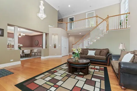 312 Camargo Court Vernon Hills IL 60061