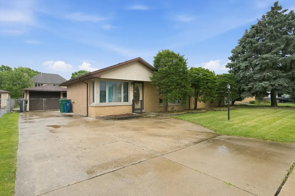5425 West 83rd Place Burbank IL 60459