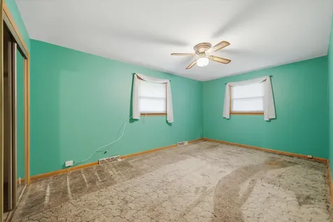 5425 West 83rd Place Burbank IL 60459