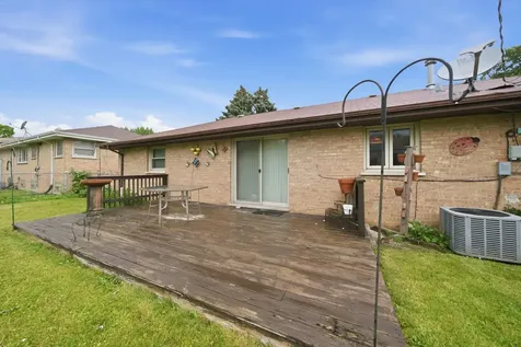 5425 West 83rd Place Burbank IL 60459