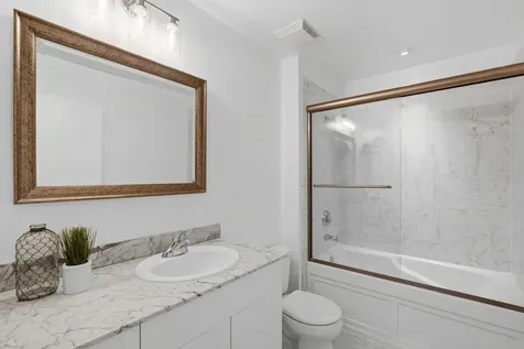 3631 North Halsted Street Chicago IL 60613