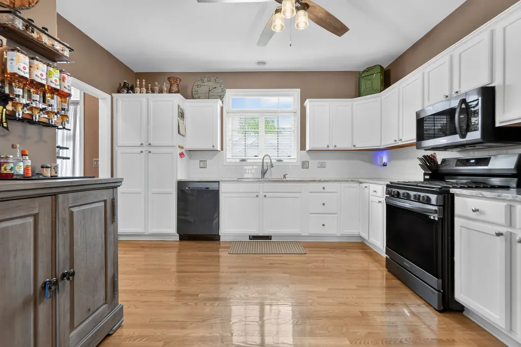 11417 Russell Drive Huntley IL 60142