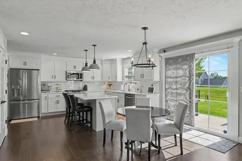 1312 Garwood Drive Mahomet IL 61853