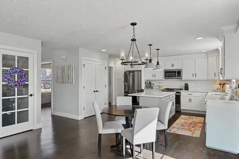 1312 Garwood Drive Mahomet IL 61853