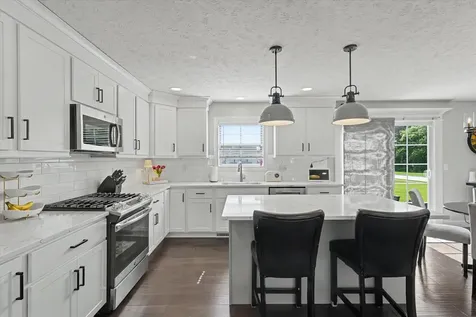 1312 Garwood Drive Mahomet IL 61853