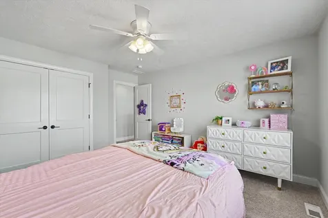 1312 Garwood Drive Mahomet IL 61853