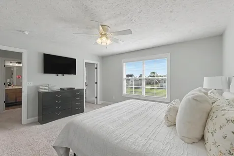1312 Garwood Drive Mahomet IL 61853
