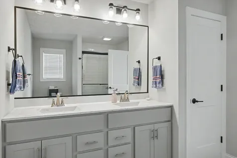1312 Garwood Drive Mahomet IL 61853