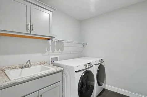 1312 Garwood Drive Mahomet IL 61853