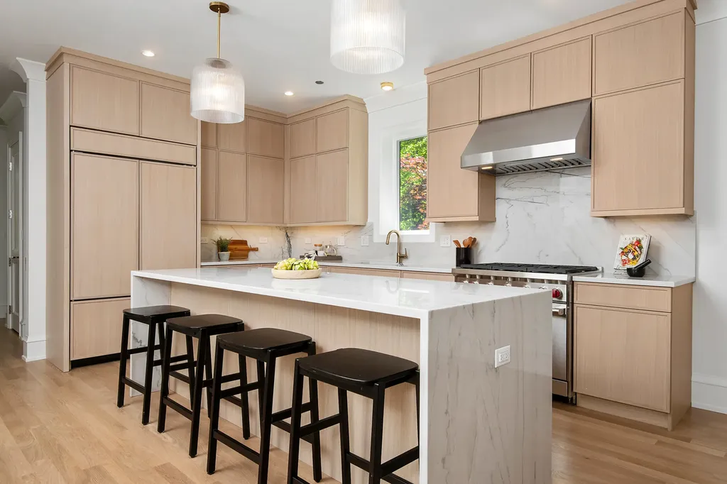 1942 North Orchard Street Chicago IL 60614