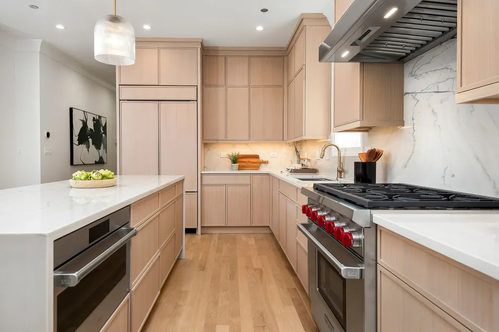 1942 North Orchard Street Chicago IL 60614