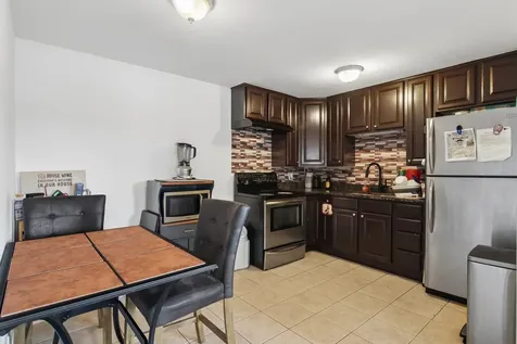 7206 West Wellington Avenue Chicago IL 60707